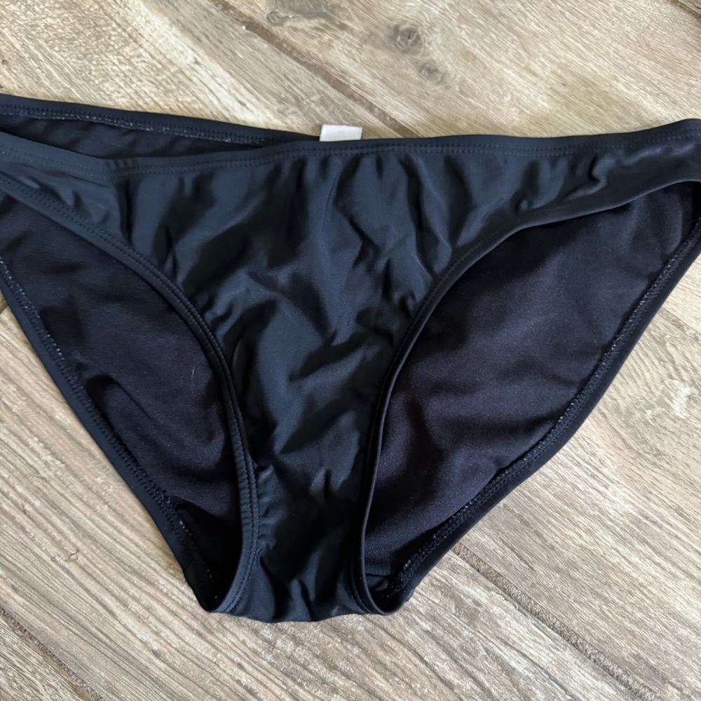3 pair of medium swim bottoms